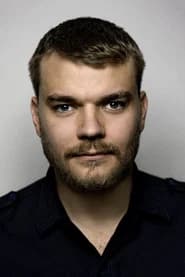 Pilou Asbæk, photo 6
