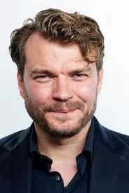 Pilou Asbæk, photo 3