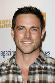 Dylan Bruce, photo 5